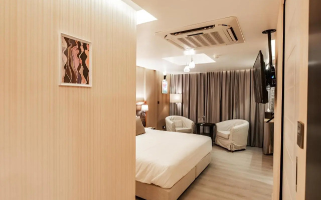 Holiday Inn Mal