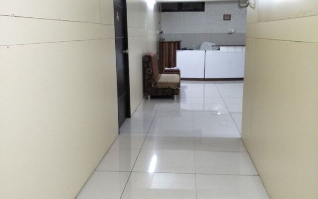 night-halt dormitory