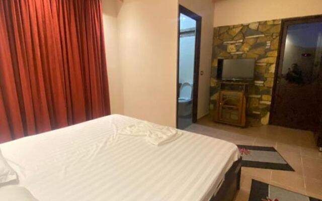 Hotel Ago