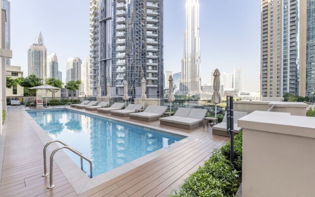 Act One Tower 2BR Luxury Apartment