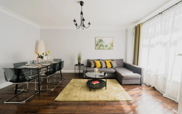 2-bedroom Apartment in Baker Street