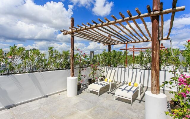 Infinito by Playa Moments