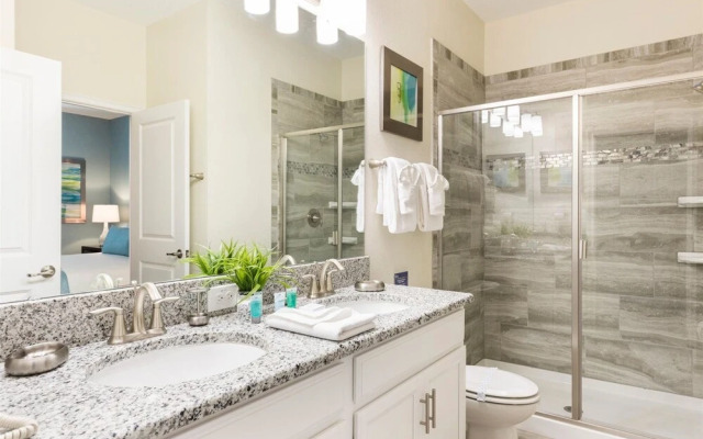 9BR ChampionsGate Pool Home