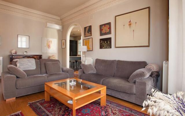 LetsGo Diagonal Avenue Apartment Balmes