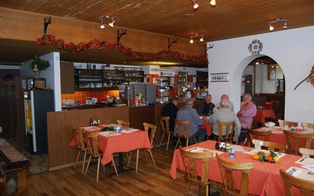 Hotel Restaurant ADLER AG, Lengnau