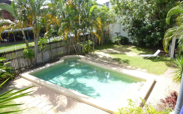 Lazy Duck Hostel