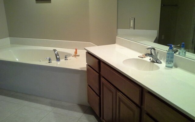 Spacious Englewood House with Deck - On The Beach!