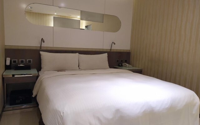 Beauty Hotels Taipei - Hotel Bnight