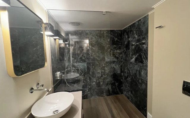 Pantheon City Hotel