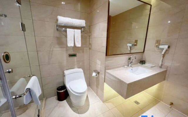 Vienna Hotel Tianjin Binhai International Airport Free Trade Zone