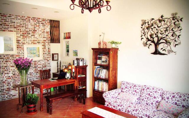 Spoondrift Hostal