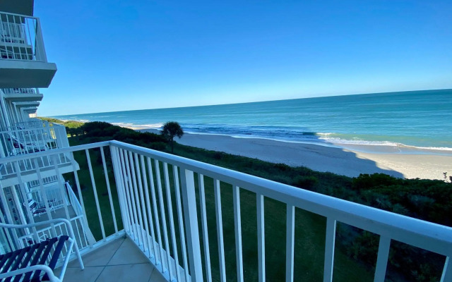 Radisson Suite Hotel Oceanfront