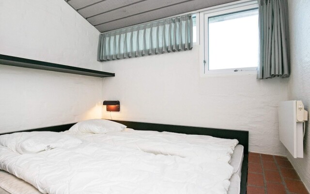 6 Person Holiday Home in Brovst