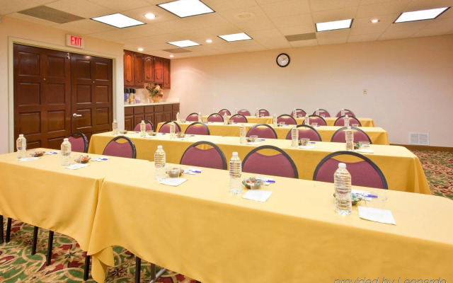 Country Inn & Suites by Radisson, Fort Worth West l-30 NAS JRB
