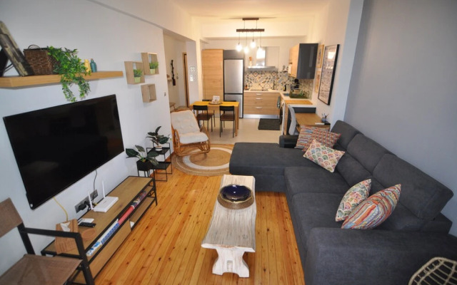 Zennova 82  City Center Apt