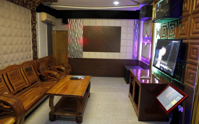 Shwe Htee Hotel