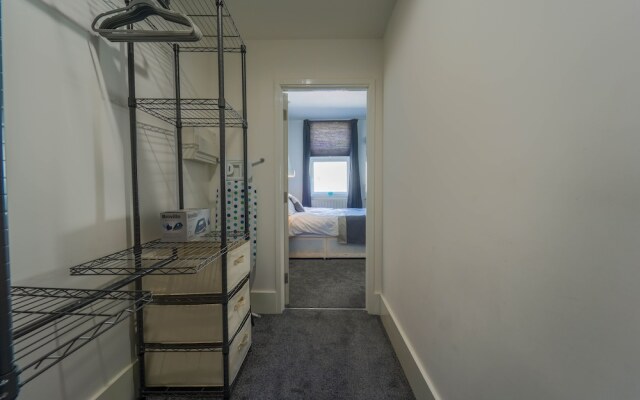 Captivating 1-bed Apartment, Merthyr Tydfil -