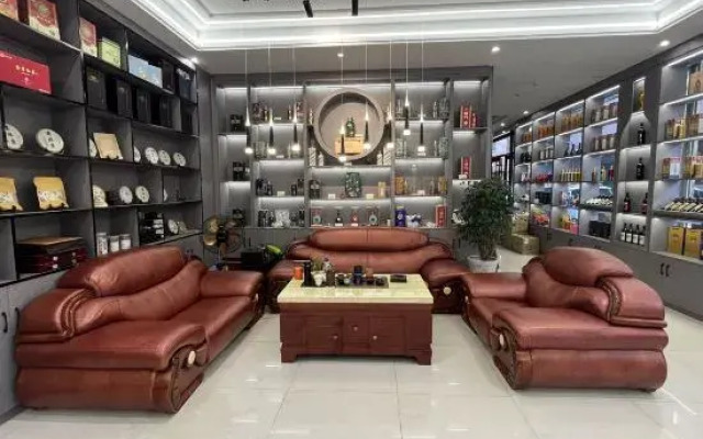 Napo Huapeng Business Hotel