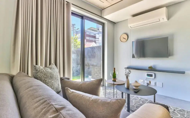 Ideal work from home,studio in new development!