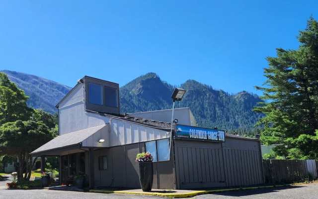 Columbia Gorge Inn