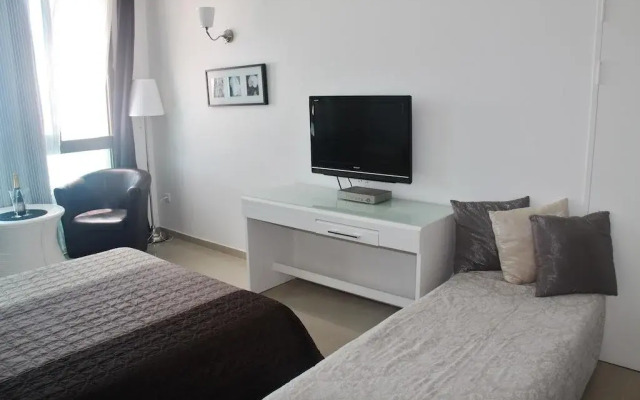 Sea Apartment