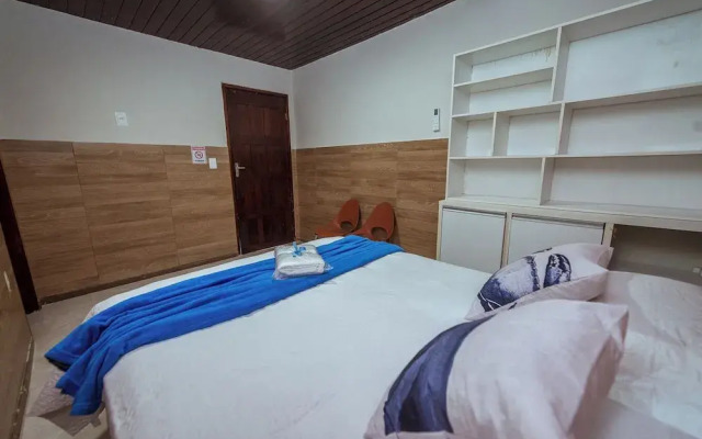 Casa c 4 su tes Piscina Churrasqueira e Garagem