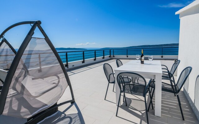 Modern Beach apt W100 m2 Rooftop sea View Terrace