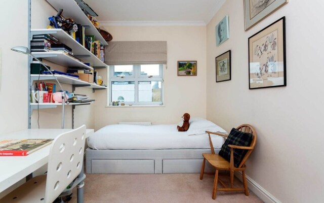 Chiswick Riverside Home