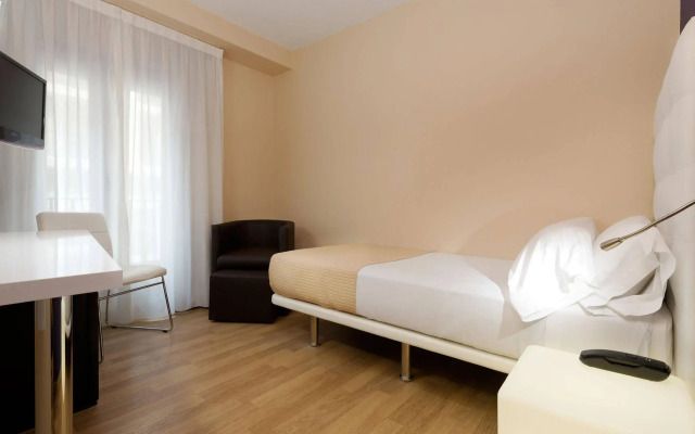 TRYP Ciudad de Alicante Hotel