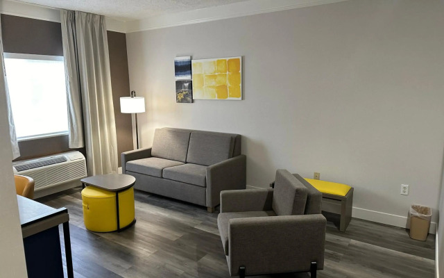 Comfort Suites Clackamas