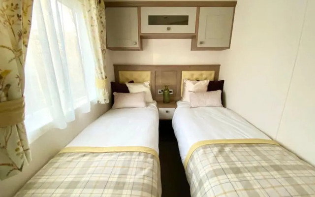 Inviting 3-bed Lodge Tattershall Lakes, Lincoln