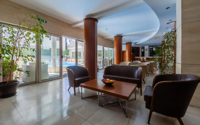 Apartments Del Mar