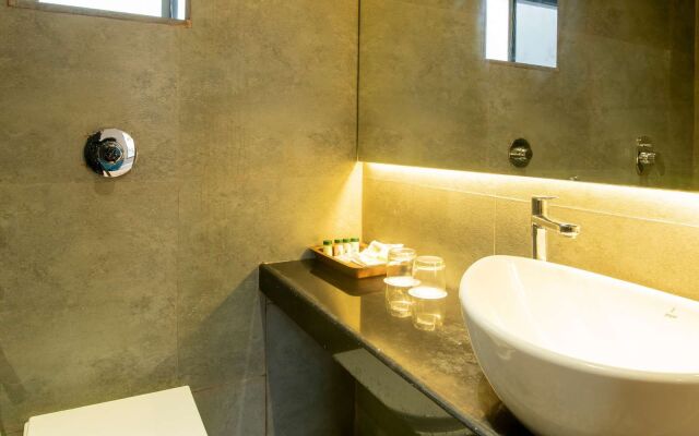 Silver Oak By Bay Hotels