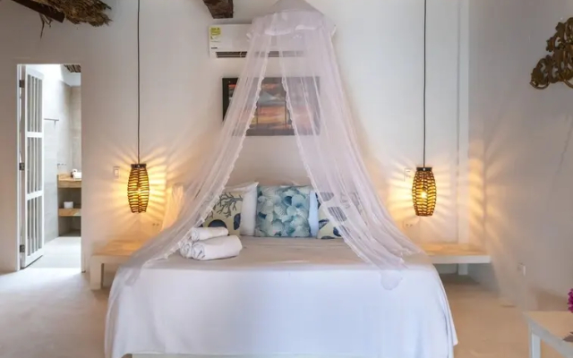 Hotel Coralina Island