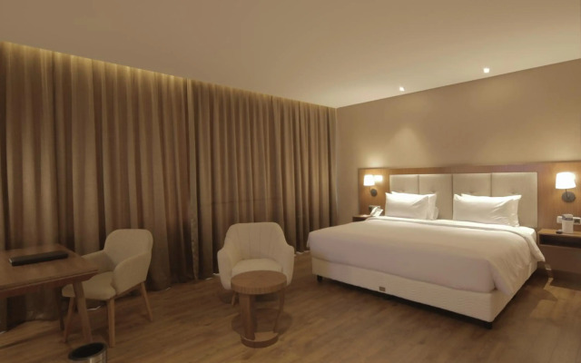 Avenzel Hotel & Convention Cibubur