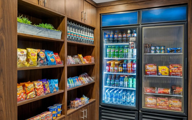 Four Points by Sheraton Chicago Westchester/Oak Brook