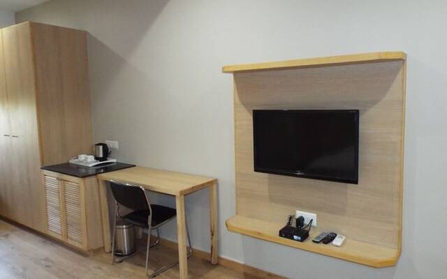 Hotel Berlin Gandhinagar