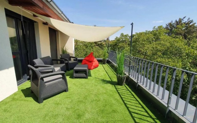 Sun terrace mini penthouse bestern