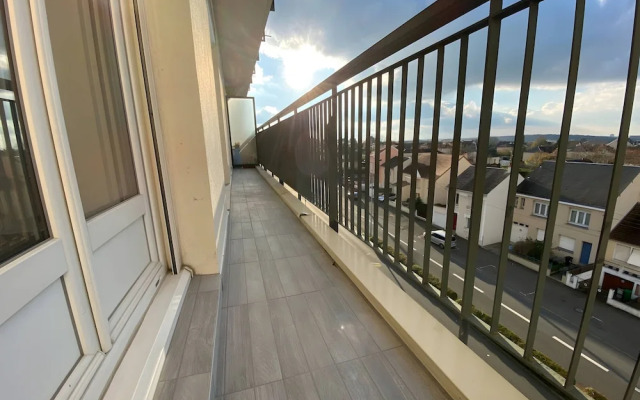 Modern Apartment for 9 in Loire