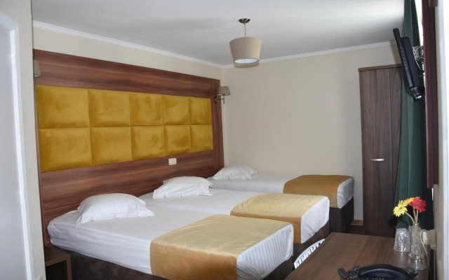 Sun Hotel