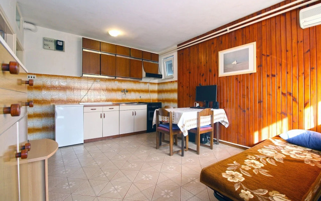 Apartment 847