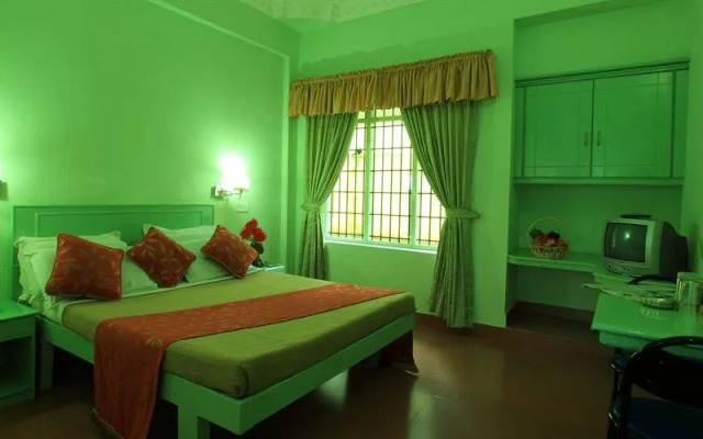 Edassery Cokkers Tower Hotel