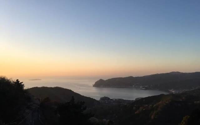 Atami Holiday Home