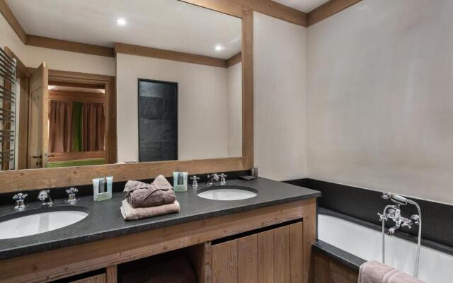 Appartement Val-d'Isère, 5 pièces, 8 personnes - FR-1-567-37