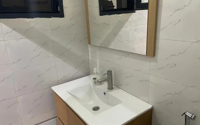 F2 Appart Les Ambassades Dakar Point E !