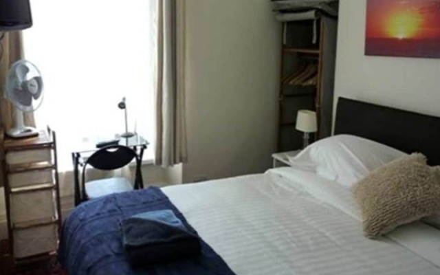 Rainbow Lodge - Guest house