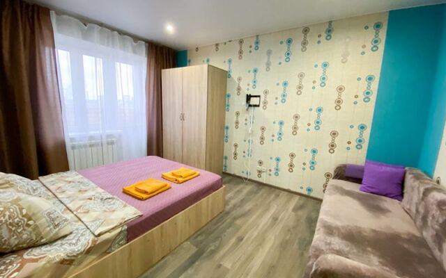 Apartaments Cozy Home on st. Lesnaya, 27