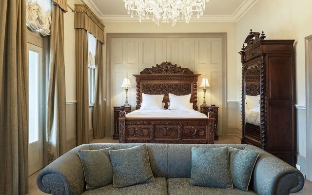 The Empyre Boutique Hotel