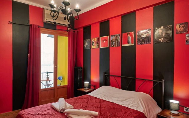 Rock n' Roll 2 Double Bed Flat