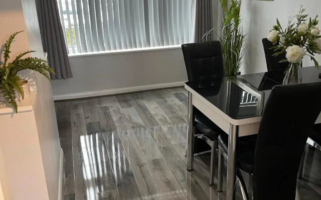 Peaceful 3 Bed Apartment